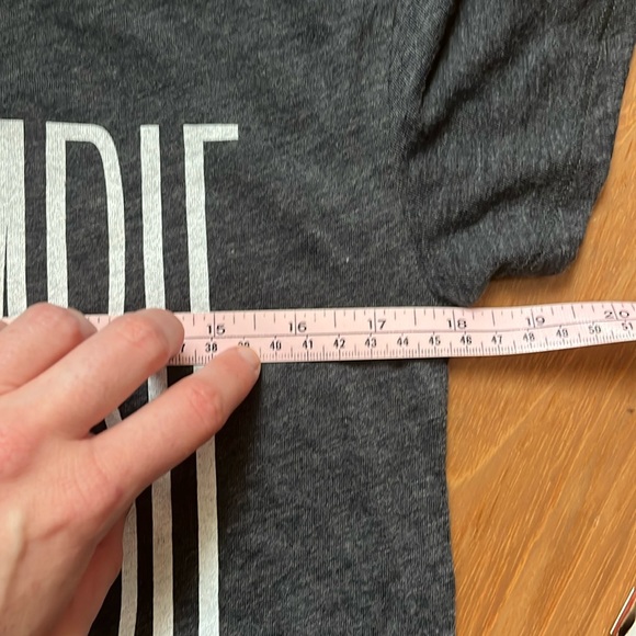 NWOT Y2K Abercrombie Logo Tee Shirt - Picture 5 of 7